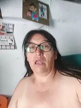 clarita_01 Live XXX-Chat