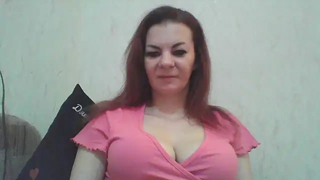 ElluaSmiilee's Live XXX Chat