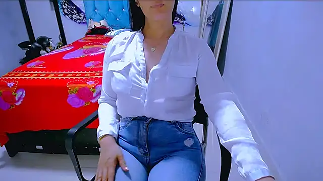 BitterMomXxxのライブXXXチャット