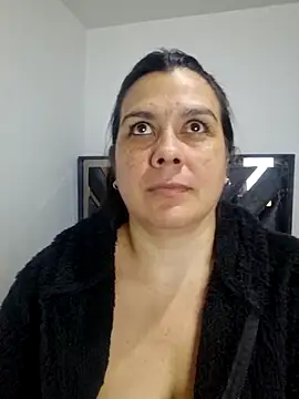 martina_foxy_のライブXXXチャット