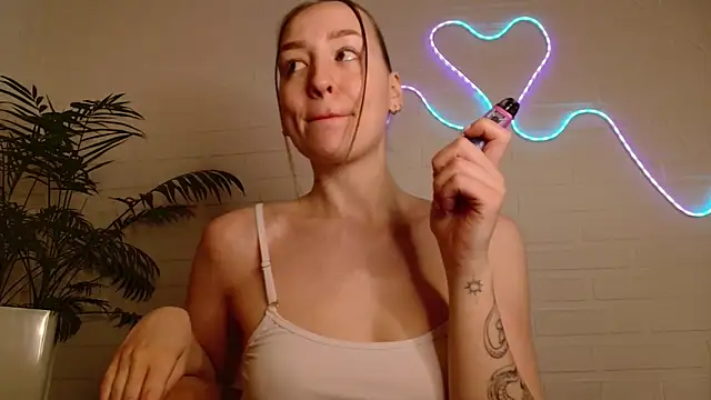 WhitePrincessLuna Chat XXX live