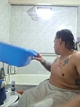 Rueditasss webkamerás műsora