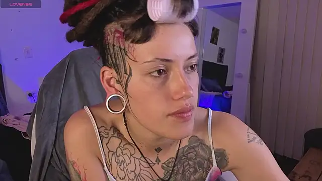 _sharlotte777's Live XXX Chat