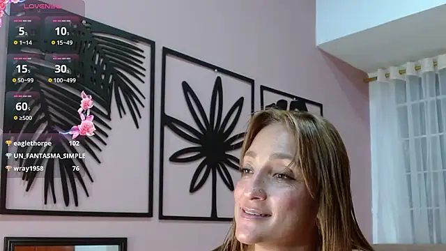 Chat XXX ao vivo de amara_rousse1