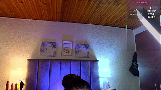 juliana-mancini's Live XXX Chat