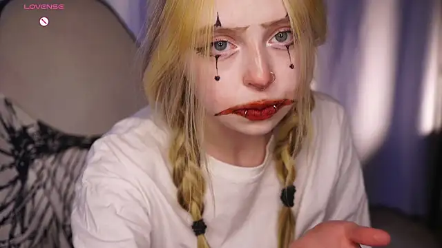 ElvenQueen 即時 XXX 聊天