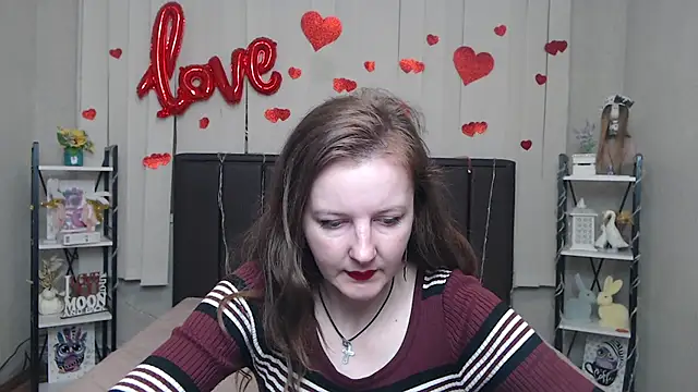 Show modela MeganPirs na web-kameri