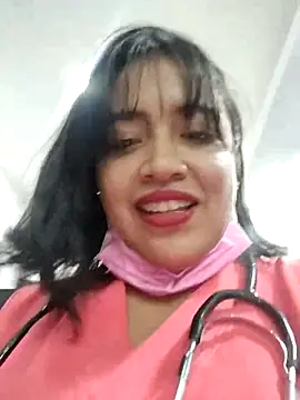 MILA__06 – Naživo XXX chat