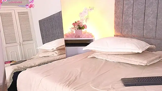 CurvyRosse_'s Live XXX Chat