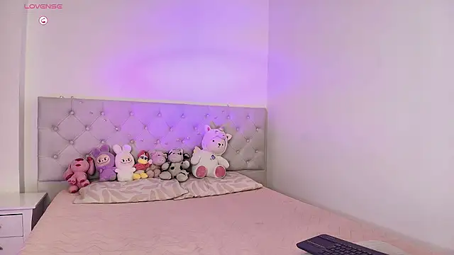 Diamond__cherry69's Live XXX Chat