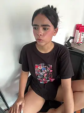 Czat XXX na żywo – kitty_rousse01