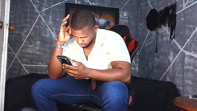 Blackmen1998: онлайн-секс-чат