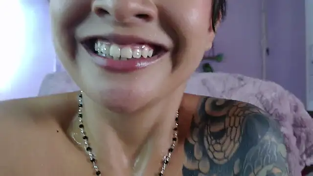 juaaanaaa 现场XXX聊天