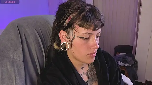 Chatroom XXX en direct de _sharlotte777