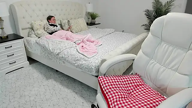 Vika73 网络视讯表演