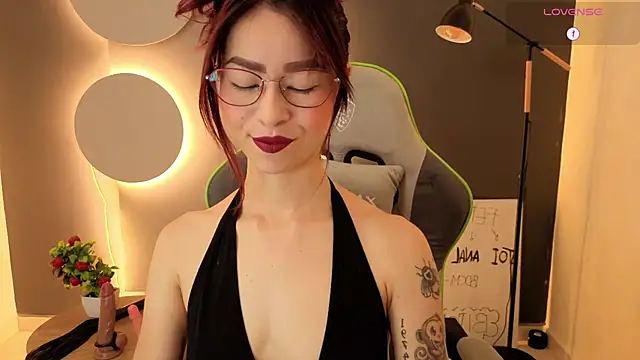 Chat +18 de rosse_98_ ao vivo