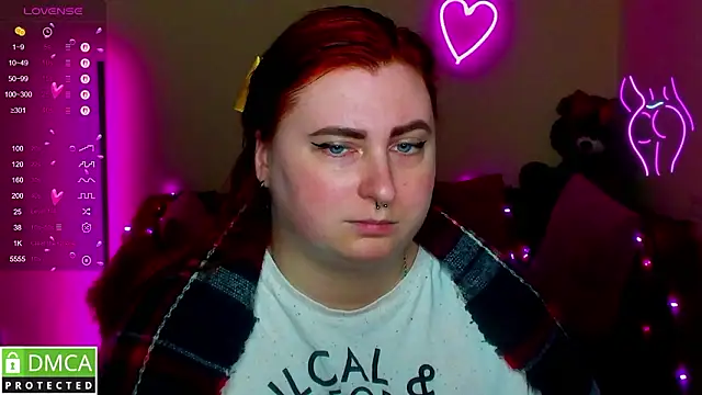 Chat +18 de Alicia_love00 ao vivo