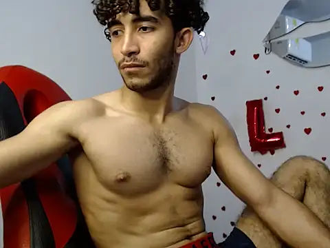 Caius_fox's Live XXX Chat