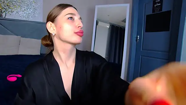 NicoleRosss Adlı Modelin Web Kamerası Şovu