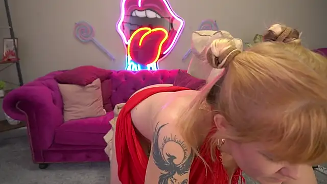 BellaLaPetitn Webbikameraesitys