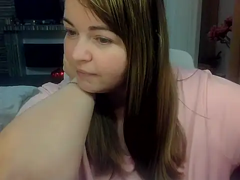 cute__cherry 即時 XXX 聊天