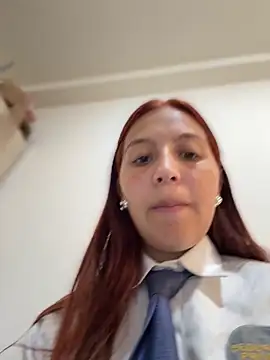 Emily-7_ Live XXX-Chat