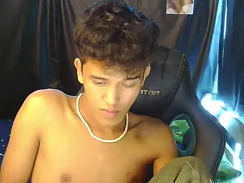 hugekenbigcock Pertunjukan Webcam