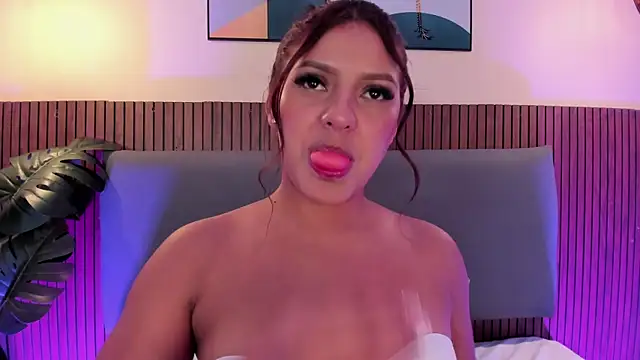 Chat XXX Live NicolleeEvanss