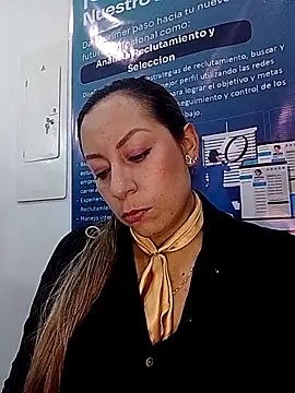 Chatroom XXX en direct de Katalina_S3xy