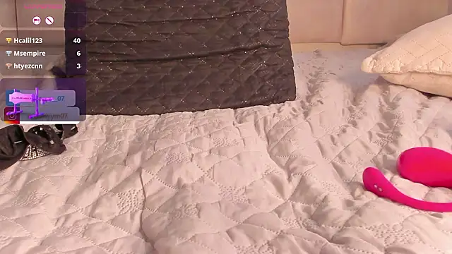 XXX chat uživo modela Melany__08