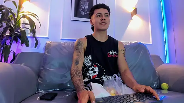 Leo_santoro Live XXX-chat