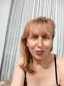 Chatroom XXX en direct de TrinaAdair