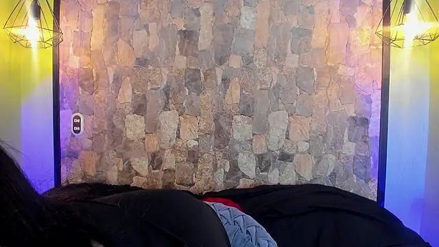 Chat +18 de Elizabeth_Ferrer ao vivo