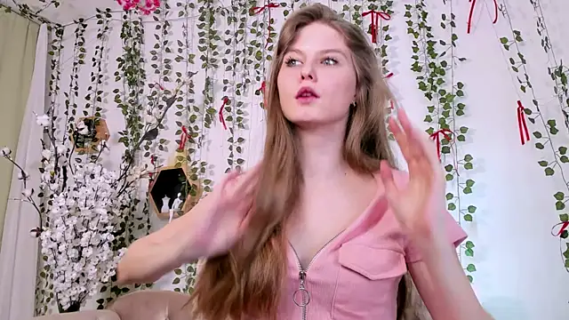 XAnytikKetX Live XXX-Chat