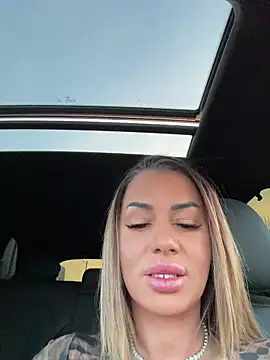 Chatroom XXX en direct de KirstieVegas