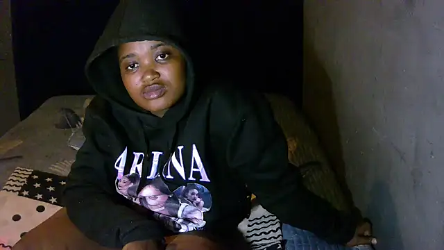 FREAKBARBIE02 Live XXX-Chat