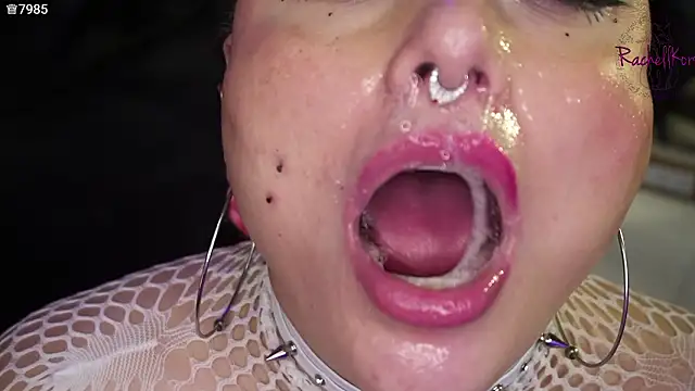 Rachellkors' Live XXX Chat