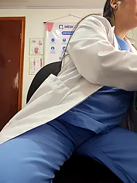 JustSamantha_ Adlı Modelin Canlı XXX Sohbeti