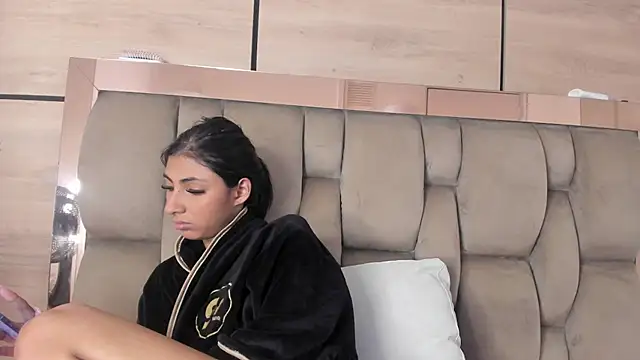 karol_lewiss: онлайн-секс-чат