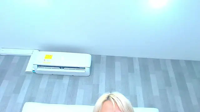 LeahMillerr Pertunjukan Webcam