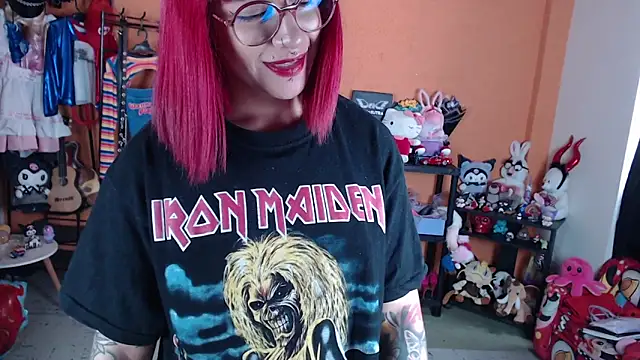 MissMiia2のライブXXXチャット