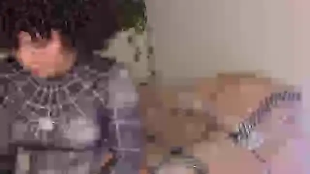 chloe_kisses élő XXX-chatje