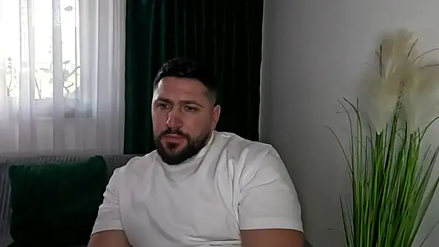 Gold_Alpha_BoyのライブXXXチャット