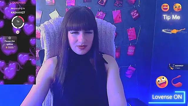 Chatroom XXX en direct de Violla_My