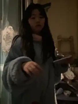 Mloy-01 在線直播表演