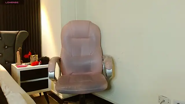 Lolagolden1: απευθείας συνομιλία ΧΧΧ