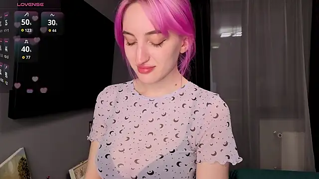 XXX chat uživo modela alice_toffee