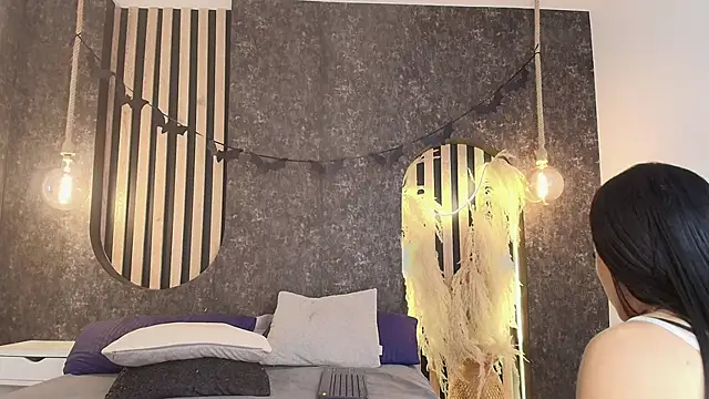 ImPaulina_ Adlı Modelin Canlı XXX Sohbeti