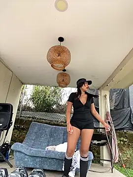 Mariangel_11 Adlı Modelin Canlı XXX Sohbeti