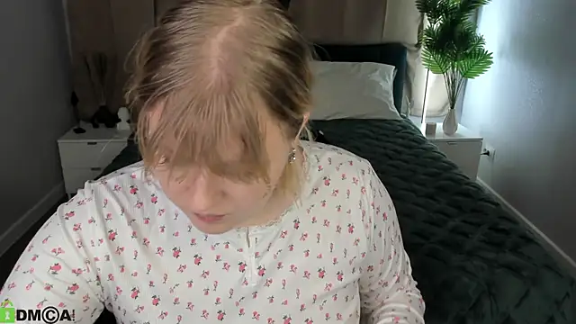 luna_c0ra: онлайн-секс-чат